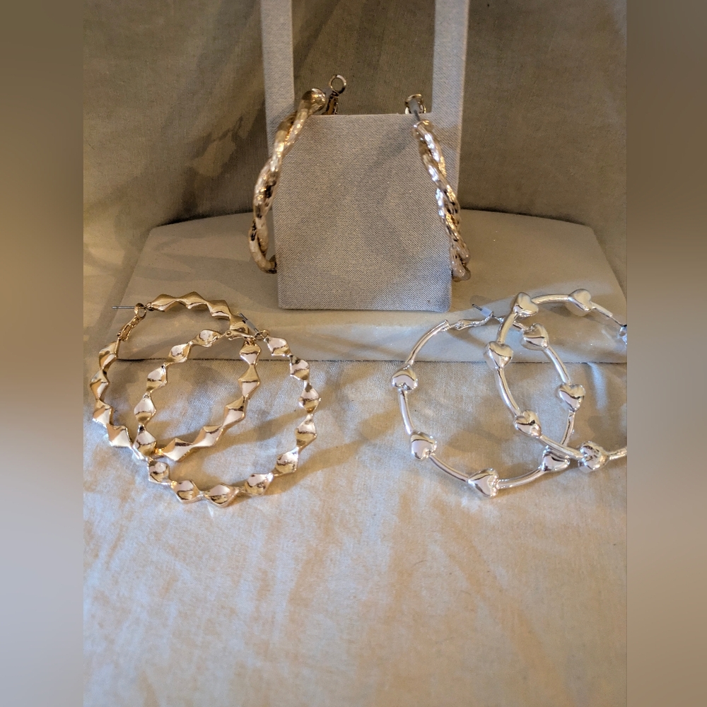 Elegant Silver Hoop Earrings Set